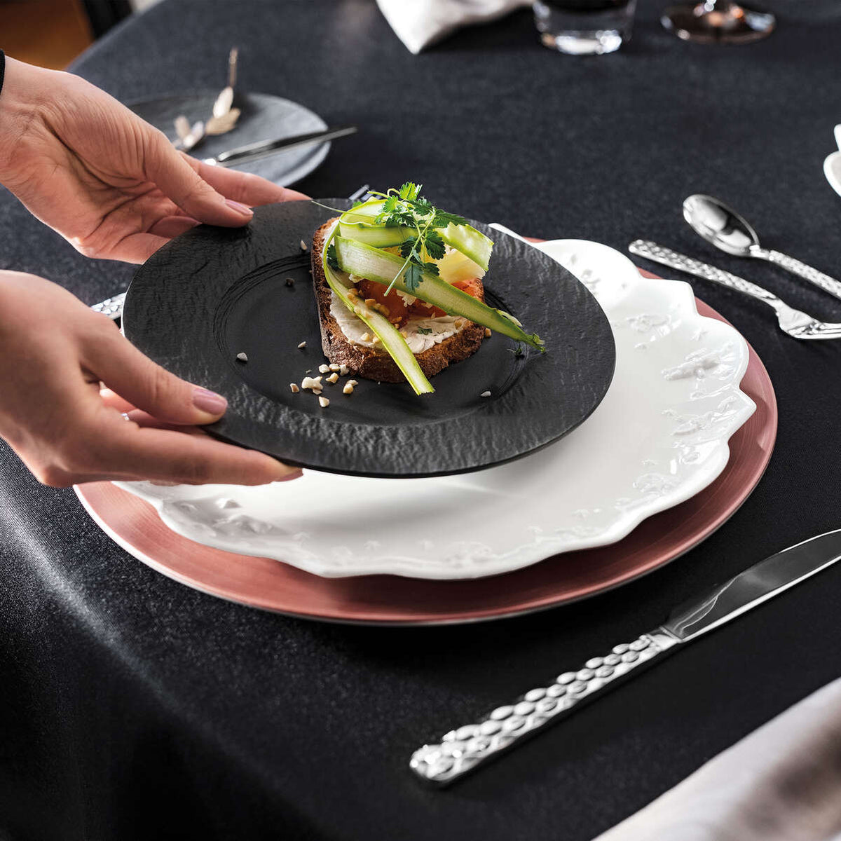 Manufacture Rock Salad Plate Black