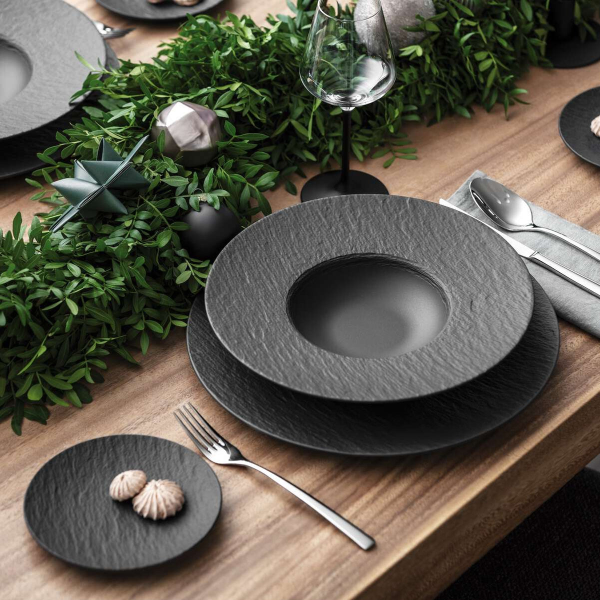 Manufacture Rock Bread & Butter Plate Black