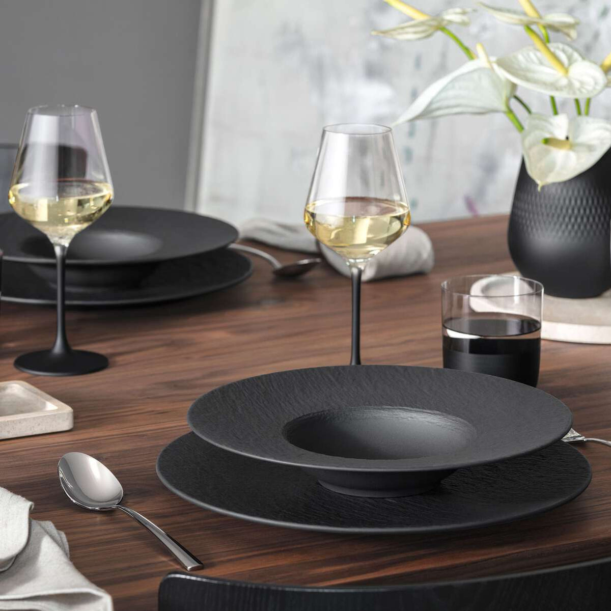 Manufacture Rock Pasta Plate Black