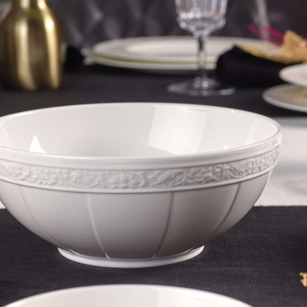 White Pearl Salad Bowl
