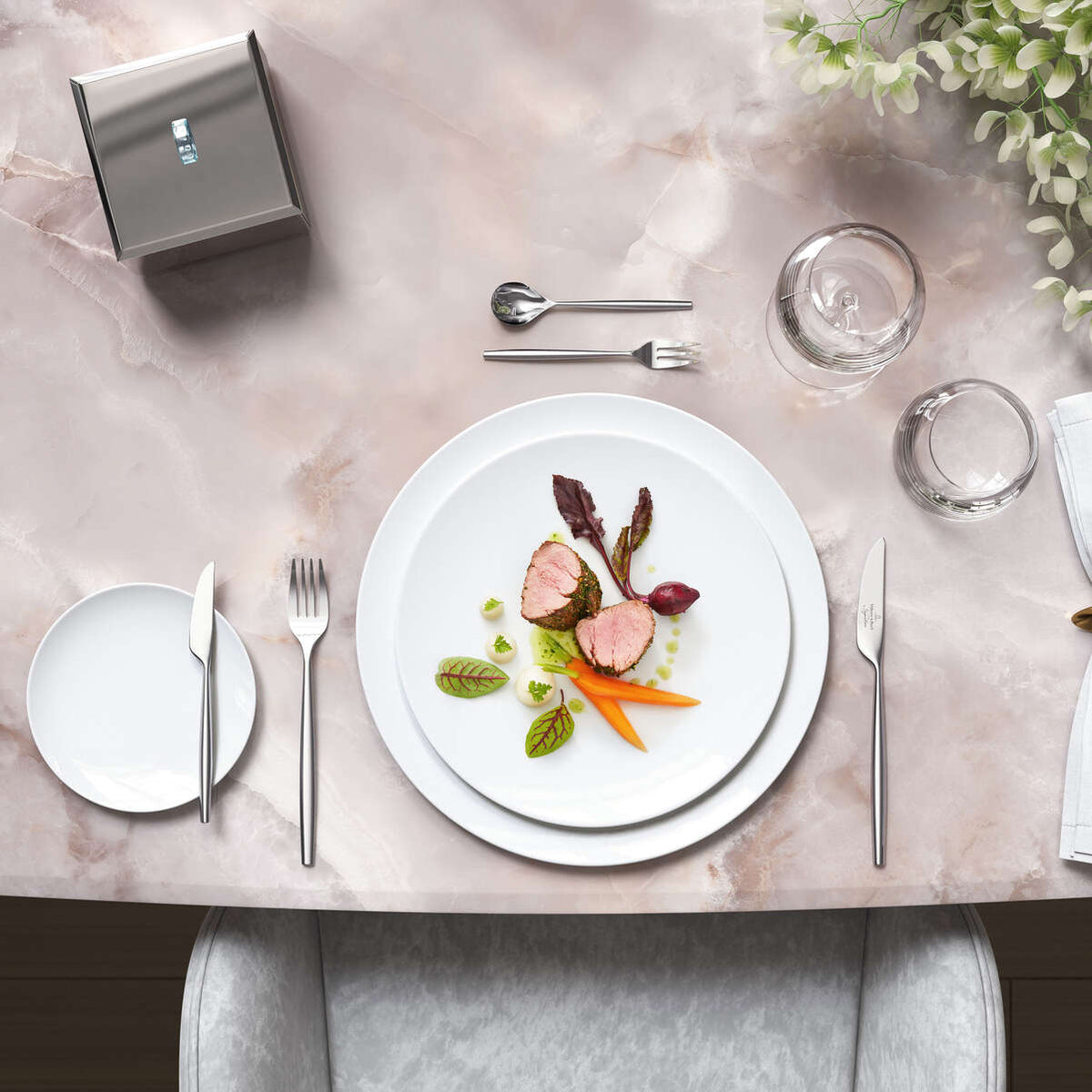 MetroChic Blanc Bread & Butter Plate