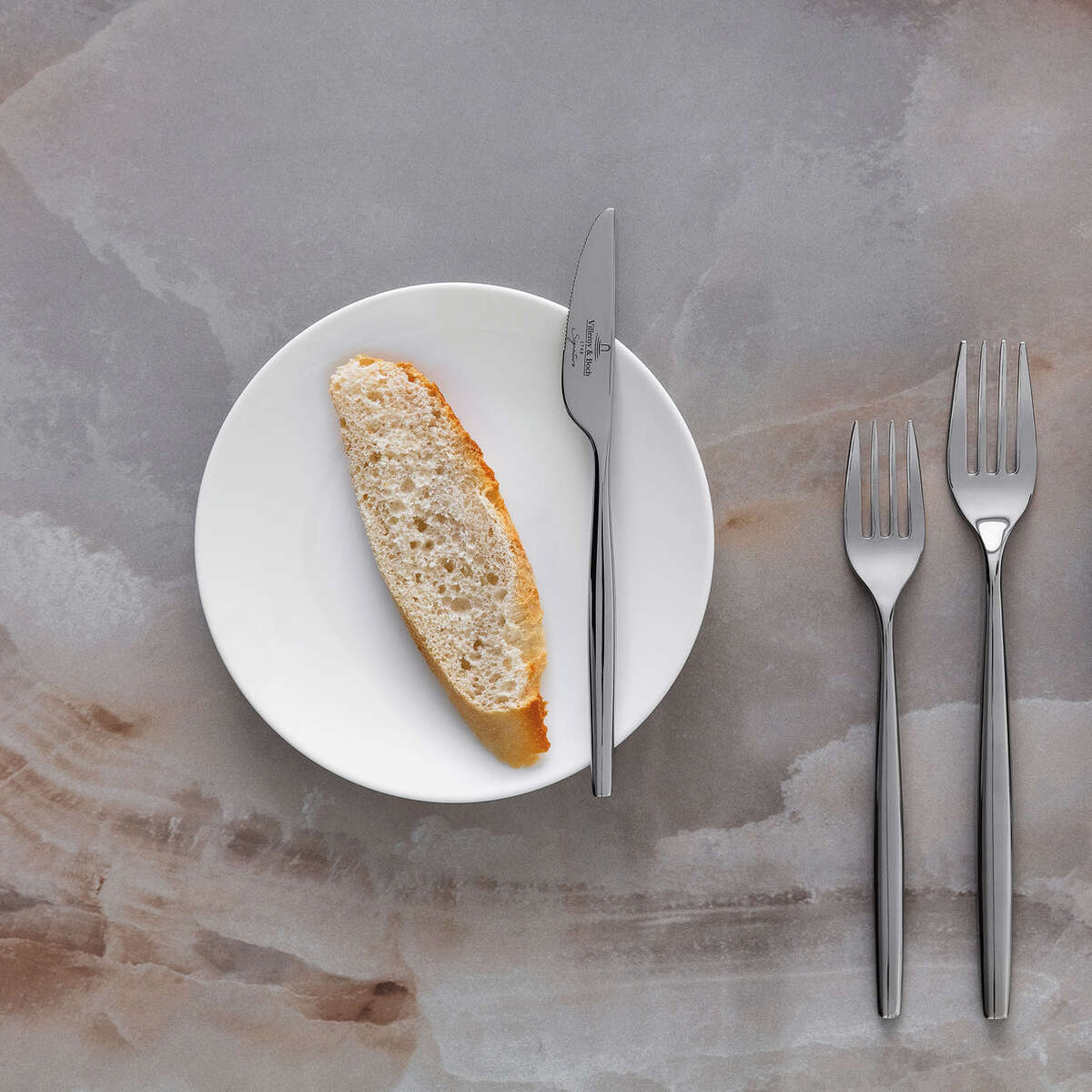 MetroChic Blanc Bread & Butter Plate