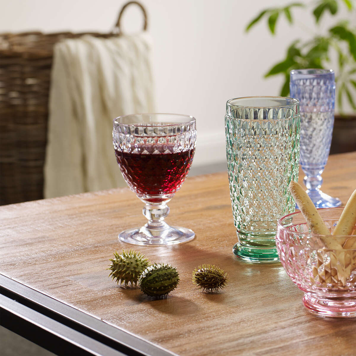 Boston Red Wine Goblet Clear
