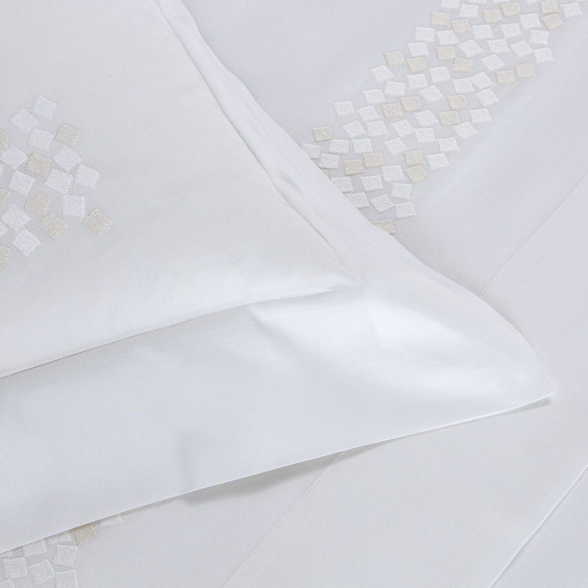 Frette Glimmer embroidery standard pillowcase