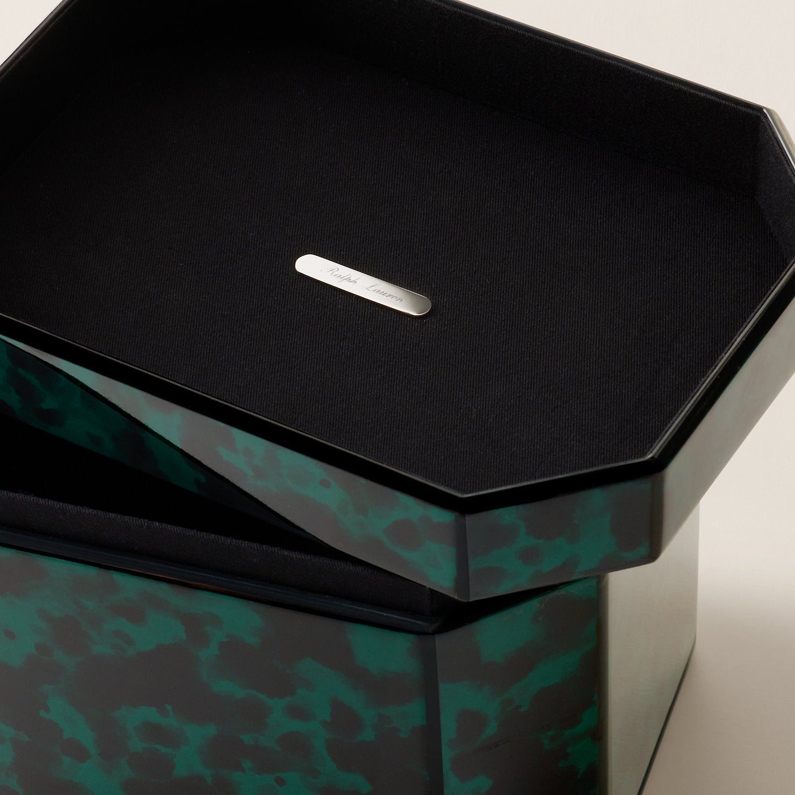 Pryce Green box