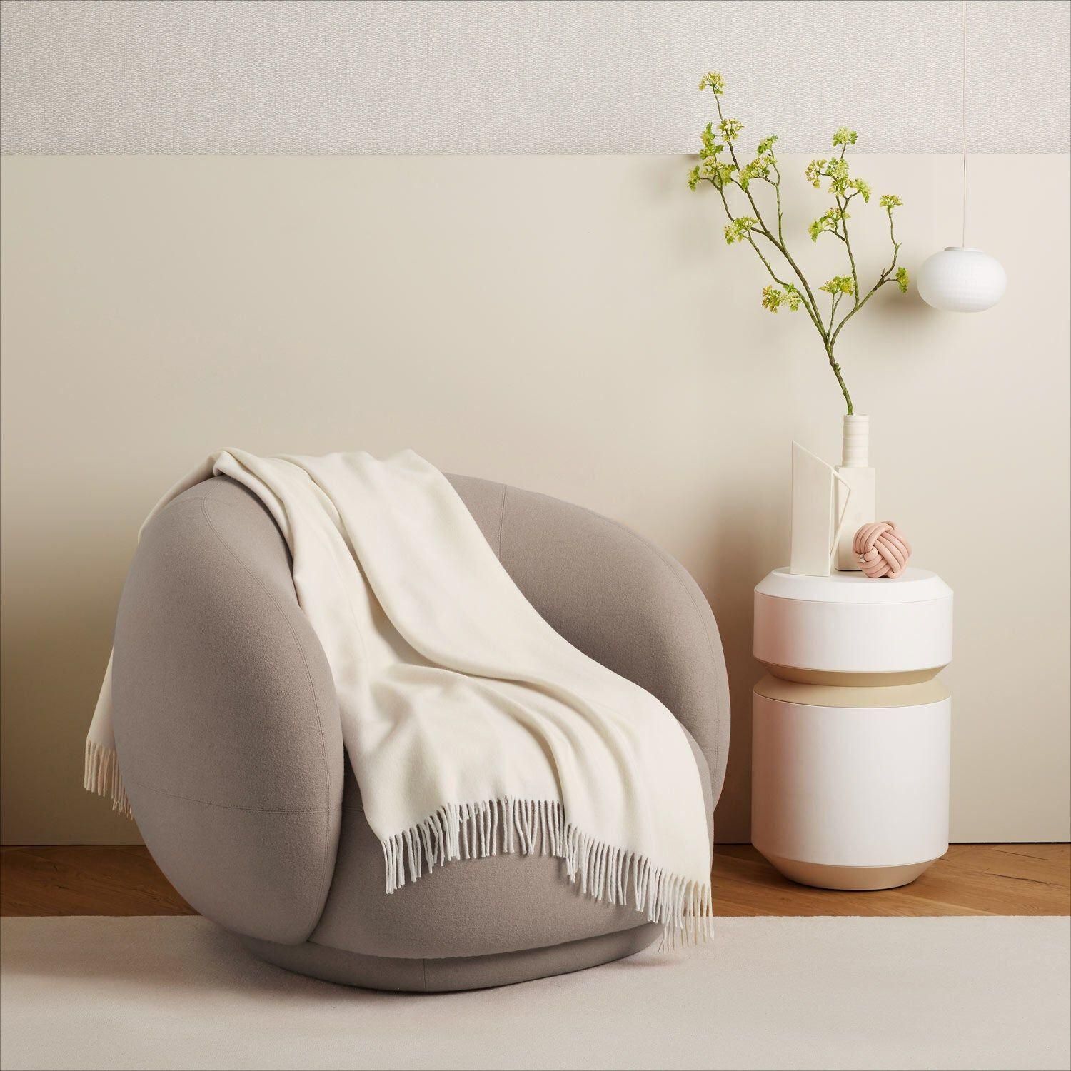 Frette Pure Cashmere Throw Milk 