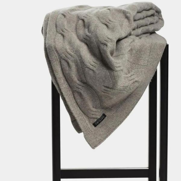 Chunky Cable Italian Cashmere Throw