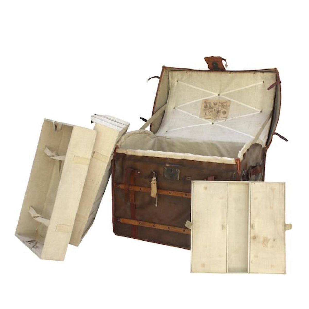 Courier Trunk
