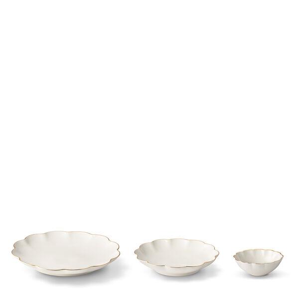 Scalloped Nesting Serving Dishes