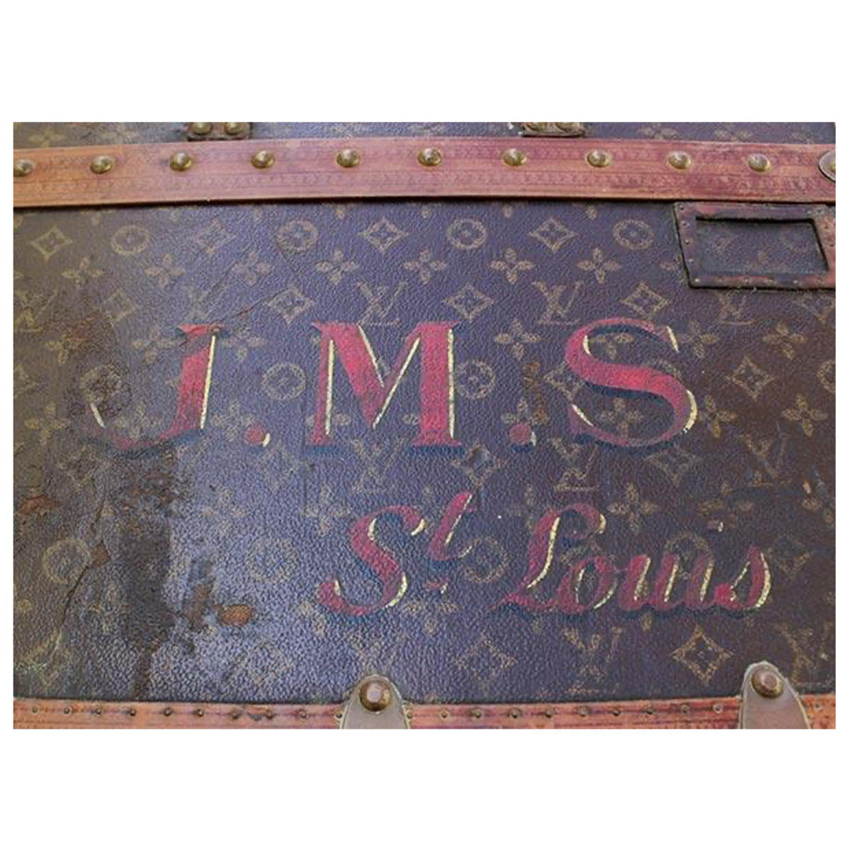 Steamer with JMS initials and red stripe