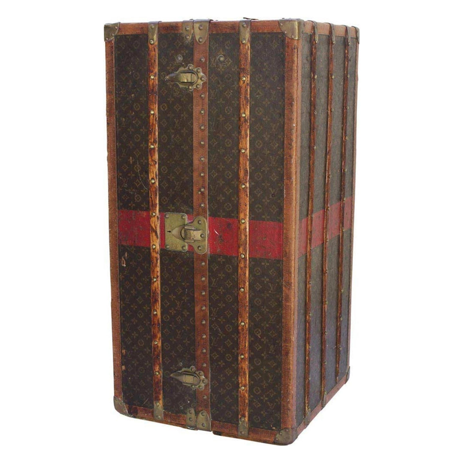 Steamer with JMS initials and red stripe